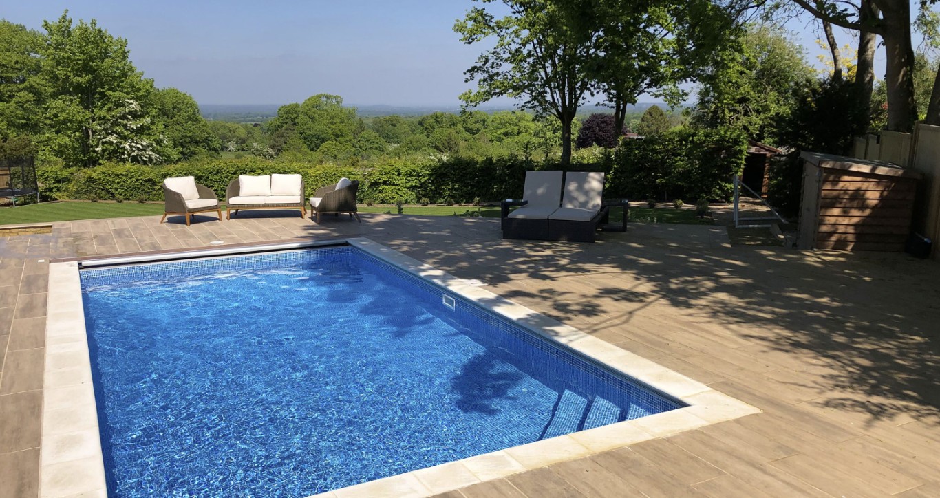 Pool filter cleaning and replacement service in Lancaster, CA